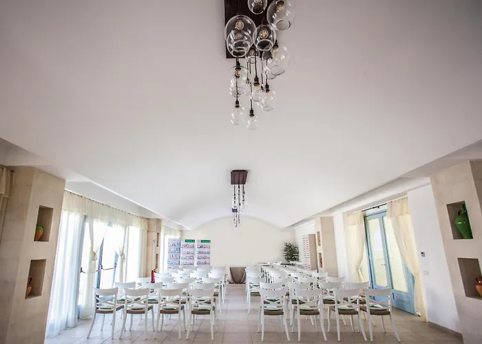 Relais Masseria Le Cesine - Cdshotels リゾート ヴェルノレ