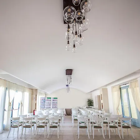 Relais Masseria Le Cesine - Cdshotels אתר נופש ורנולה