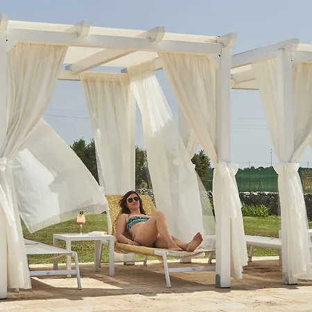 Relais Masseria Le Cesine - Cdshotels 4* ורנולה