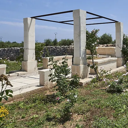 Relais Masseria Le Cesine - Cdshotels אתר נופש 4*