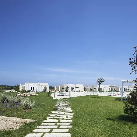 Relais Masseria Le Cesine - Cdshotels אתר נופש