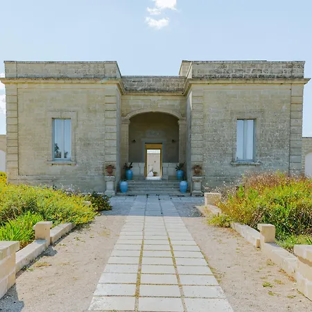 Relais Masseria Le Cesine - Cdshotels אתר נופש ורנולה