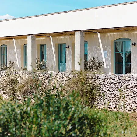 אתר נופש Relais Masseria Le Cesine - Cdshotels 4*