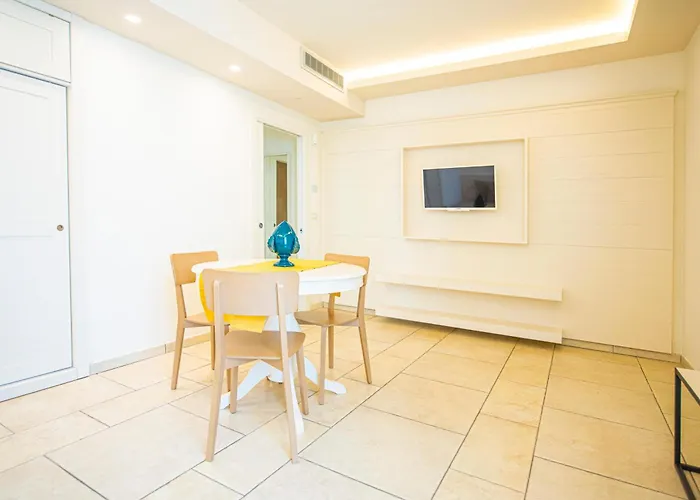 Resort Relais Masseria Le Cesine - Cdshotels Vernole