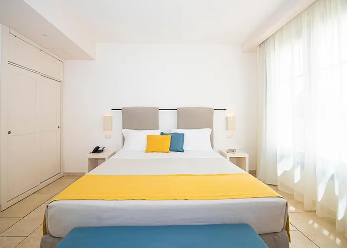 Resort Relais Masseria Le Cesine - Cdshotels 4*